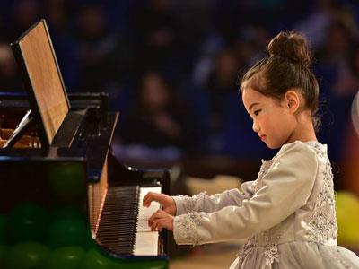 新乡钢琴家教哪里找？